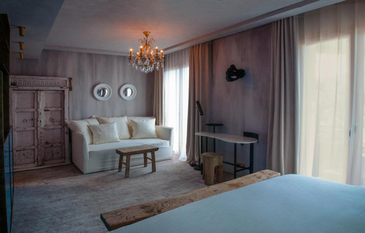Unique Boutique Hotel Antibes Juan-Les-Pins Exterior photo